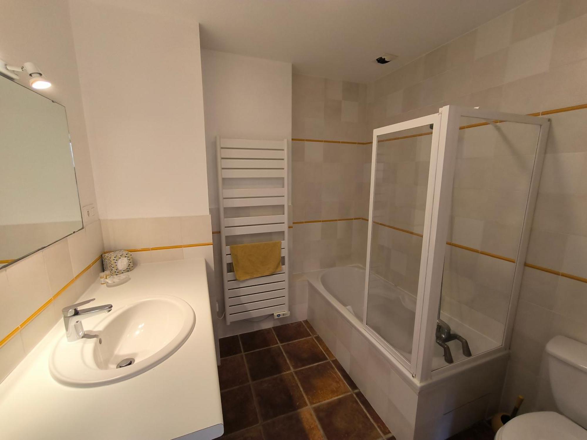 Le Peyret Apartment Serres-Castet Bagian luar foto