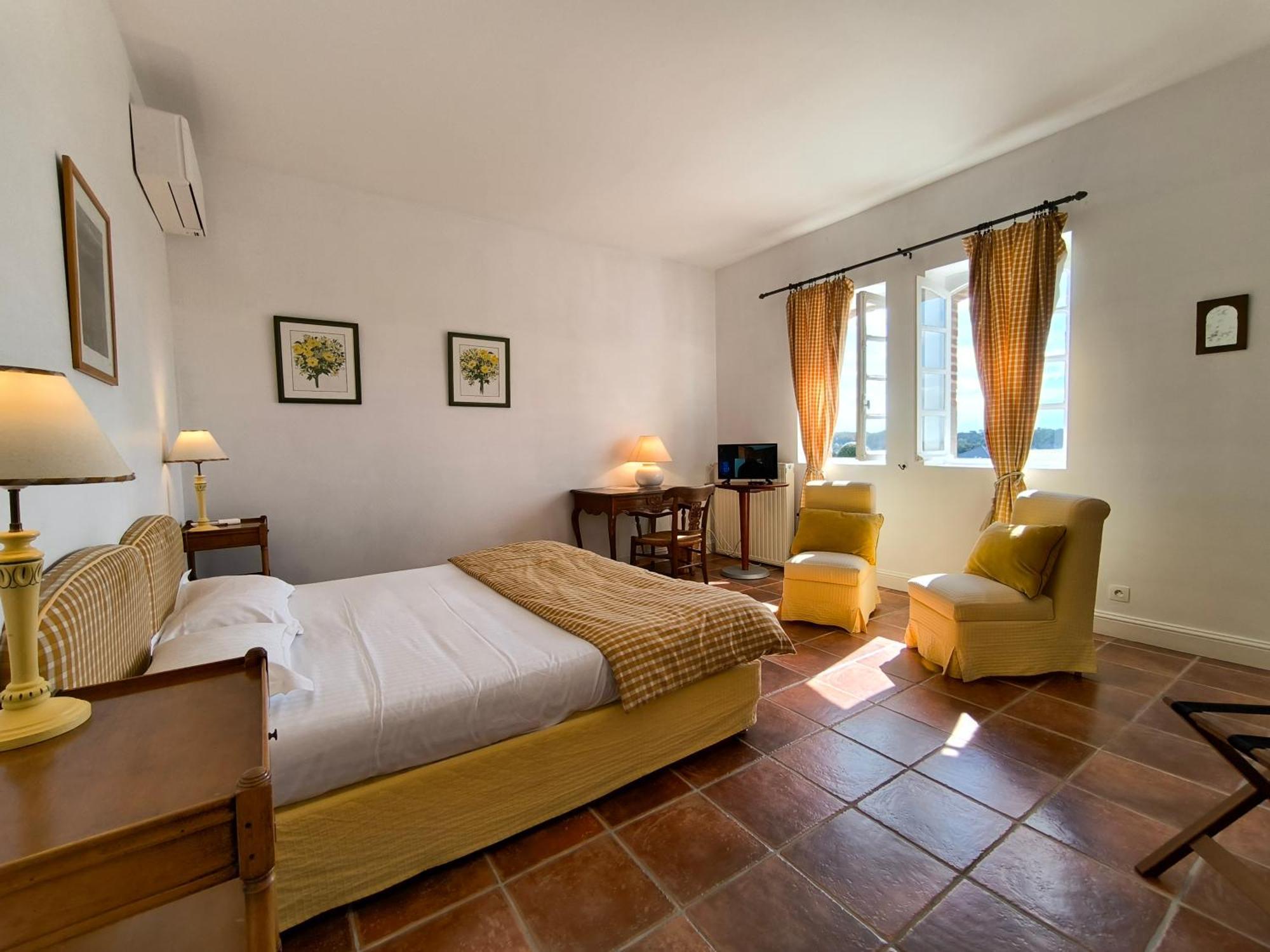 Le Peyret Apartment Serres-Castet Bagian luar foto